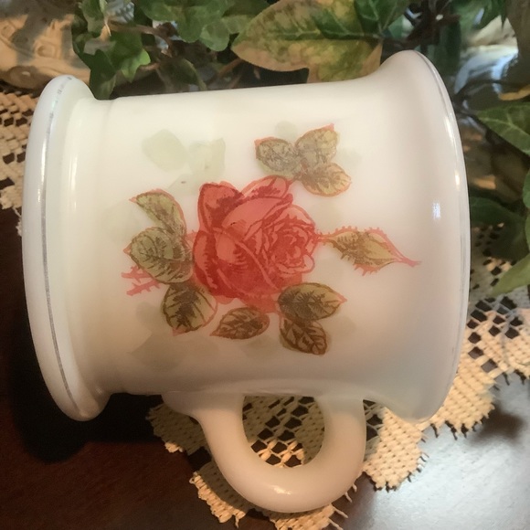 Vintage shaving mug white milk glass rose and leaves excellent - Picture 5 of 5